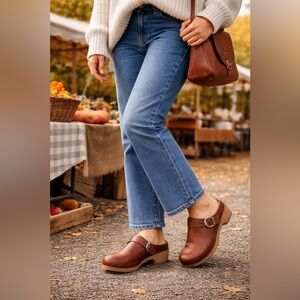 Dansko Brown Leather Buckle Clogs Size 40 EU (9.5-10) Comfort Professional Shoes